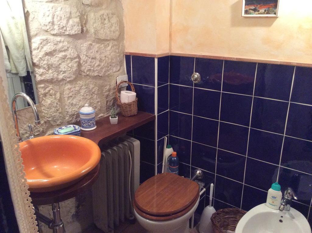 La Casa Del Pittore Di Petralia Petralia Soprana Habitación foto